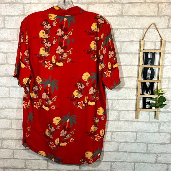 Disney Mickey Mouse Hawaiian theme button down shirt size Small - Picture 10 of 13